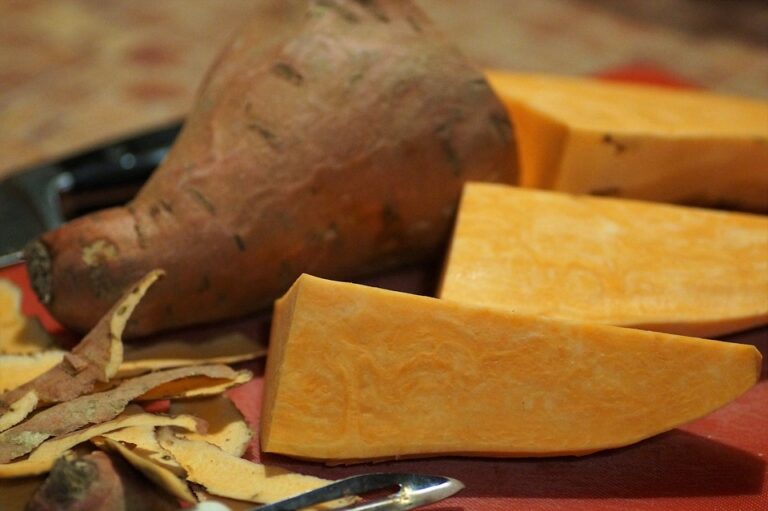 Batáty můžete pěstovat v květináči i na zahradě