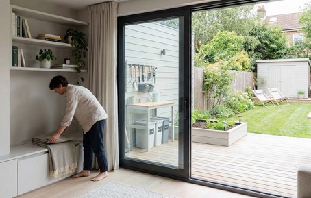 Minimalismus v praxi: jak udělat pořádek doma i venku